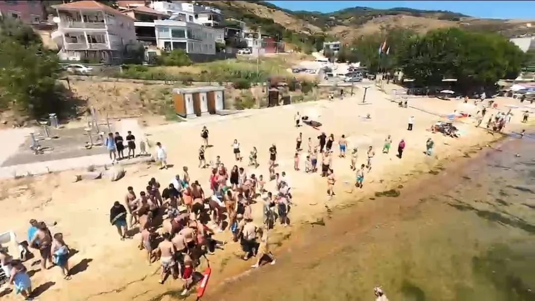 Erdek'te denizden dronla kurtarılan genç hastanede yaşamını yitirdi