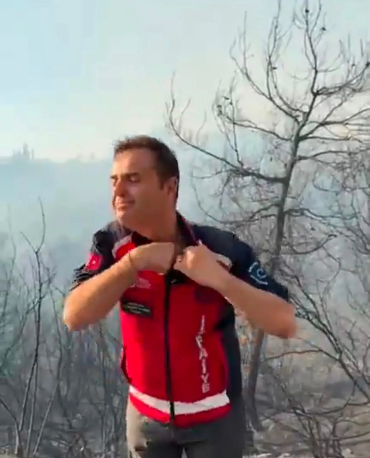 Susurluk yangınında Başkan Ahmet Akın yaralandı