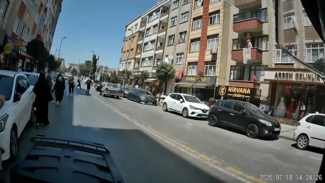 Esenler'de dikkatsizlik bir kadını hastanelik etti