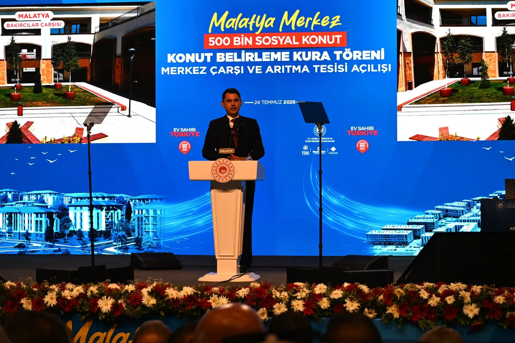 Bakan Kurum Malatya'da deprem konutlarını teslim etti