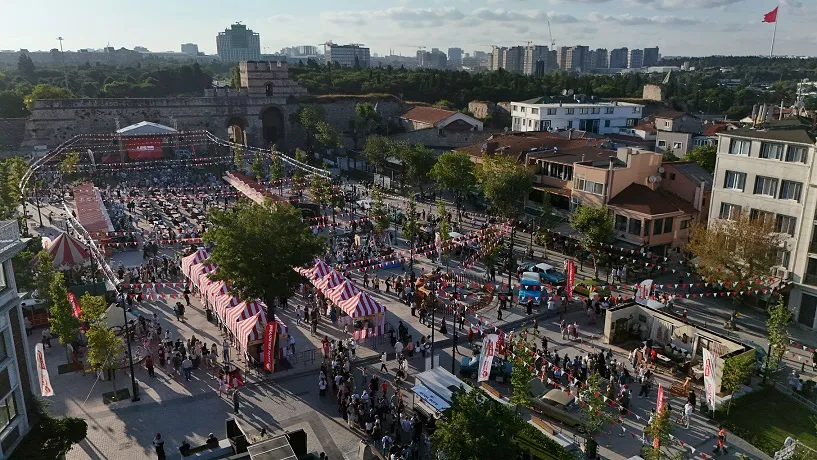 Fatih’te zaman yolculuğu başladı