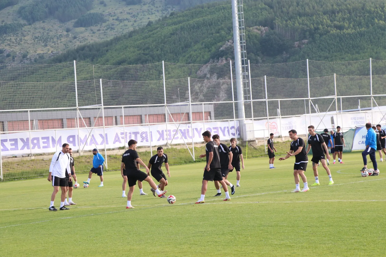 Manisa FK Erciyes kampında sezonu play-off hedefiyle açtı