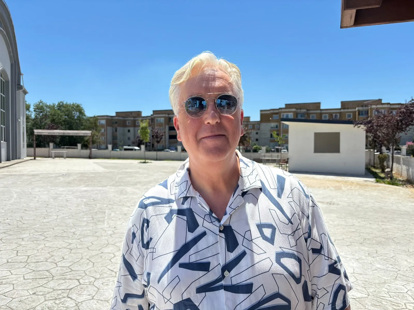 Kocaeli’de cami avlusunda uyarı yaptığı imam darbedildi