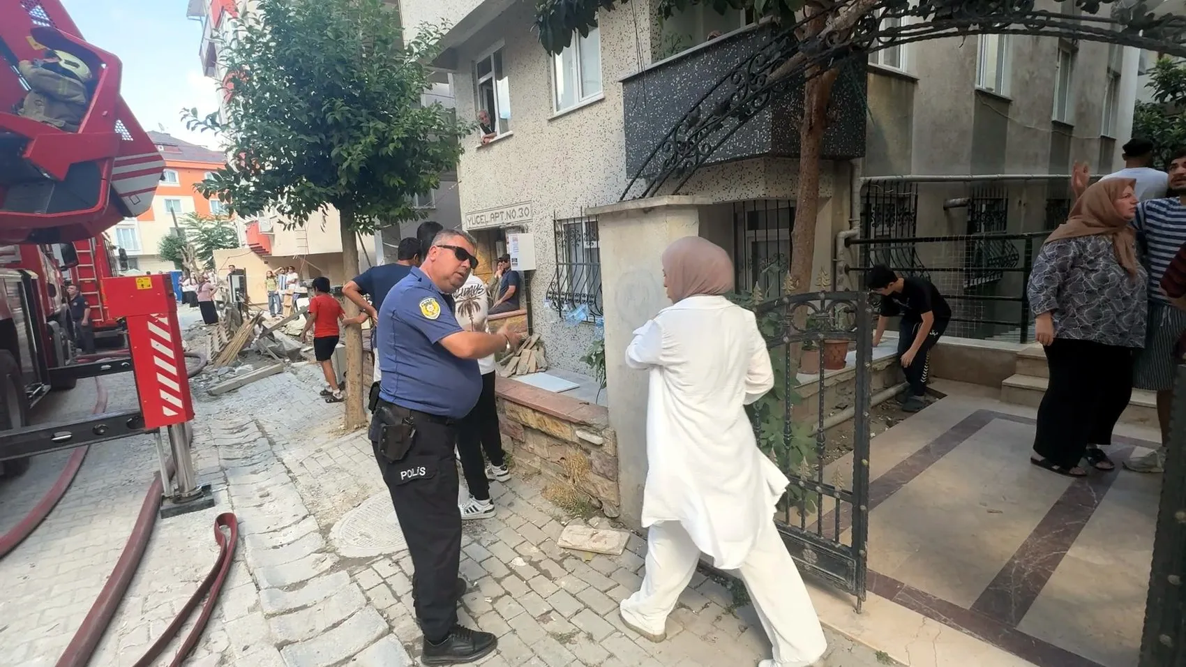 Avcılar’da bir evde çıkan yangın 10 kedinin ölümüne neden oldu?