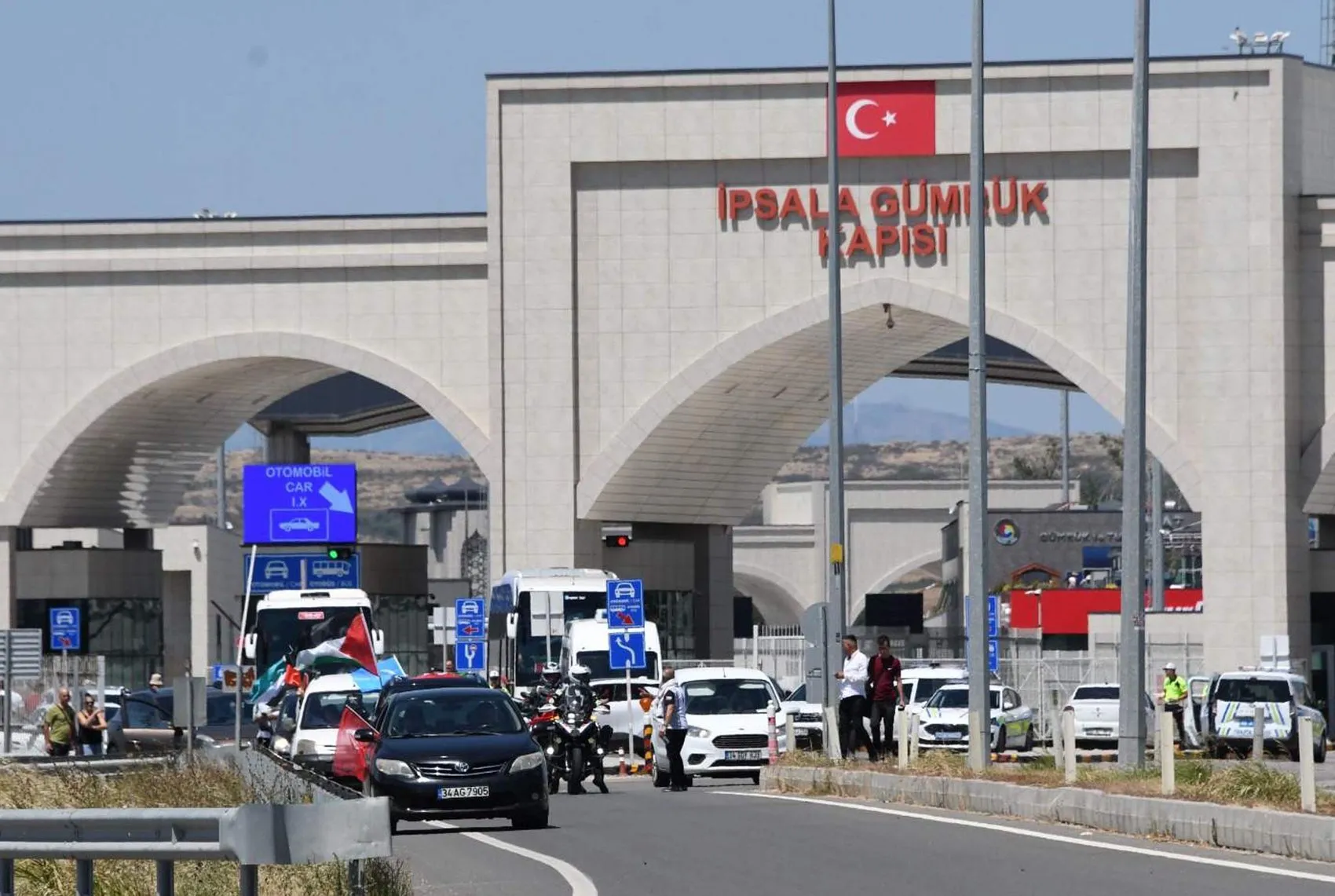 Filistin için yola çıkan uluslararası konvoy Türkiye'ye ulaştı