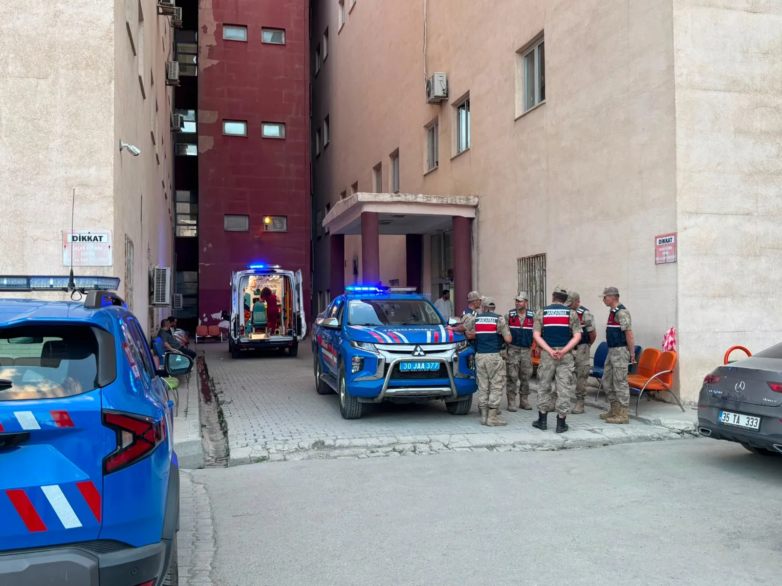 Cilo Dağlarında yaşamını yitiren dağcı hastaneye getirildi
