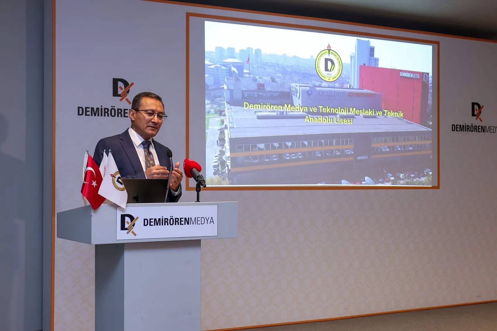 LGS adayları için medya ve teknoloji dünyasının kapıları aralandı