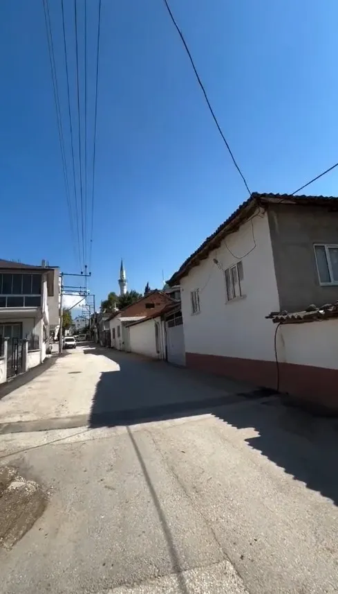 Erdal Özyağcılar Bursa yolunda karşılaştığı hayranından sürpriz hediye aldı