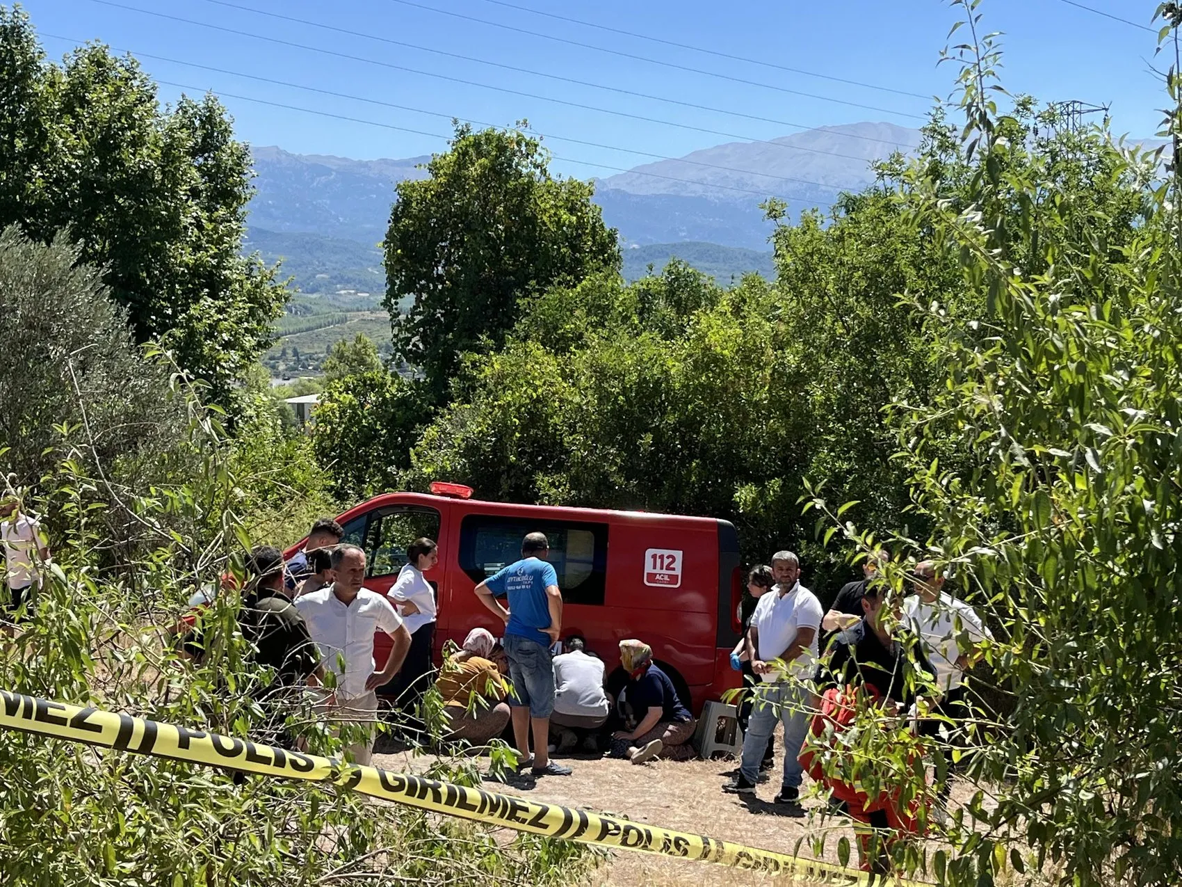 Muğla'da düğün hazırlığı yapan çiftin kahvaltı yolculuğu acı bitti