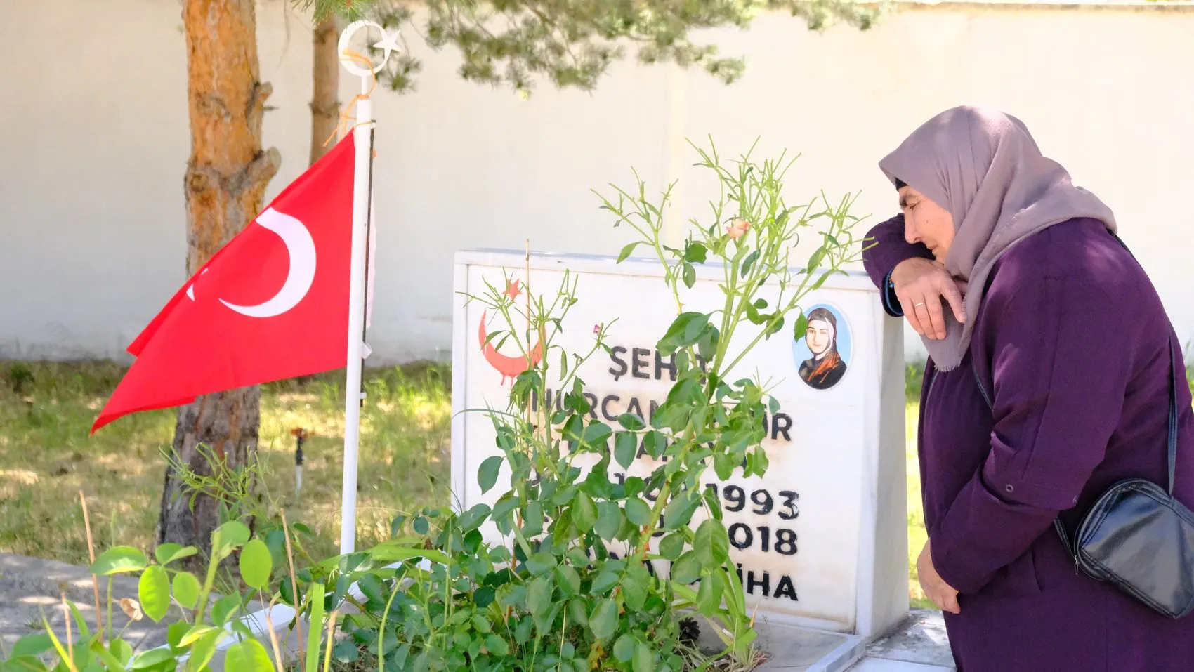 Bedirhan bebek ve annesi 8 yıl sonra Sivas'ta anıldı