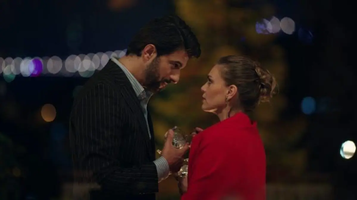 Aslı Enver ile Engin Akyürek’li Enfes Bir Akşam ın çekimleri ertelendi 1