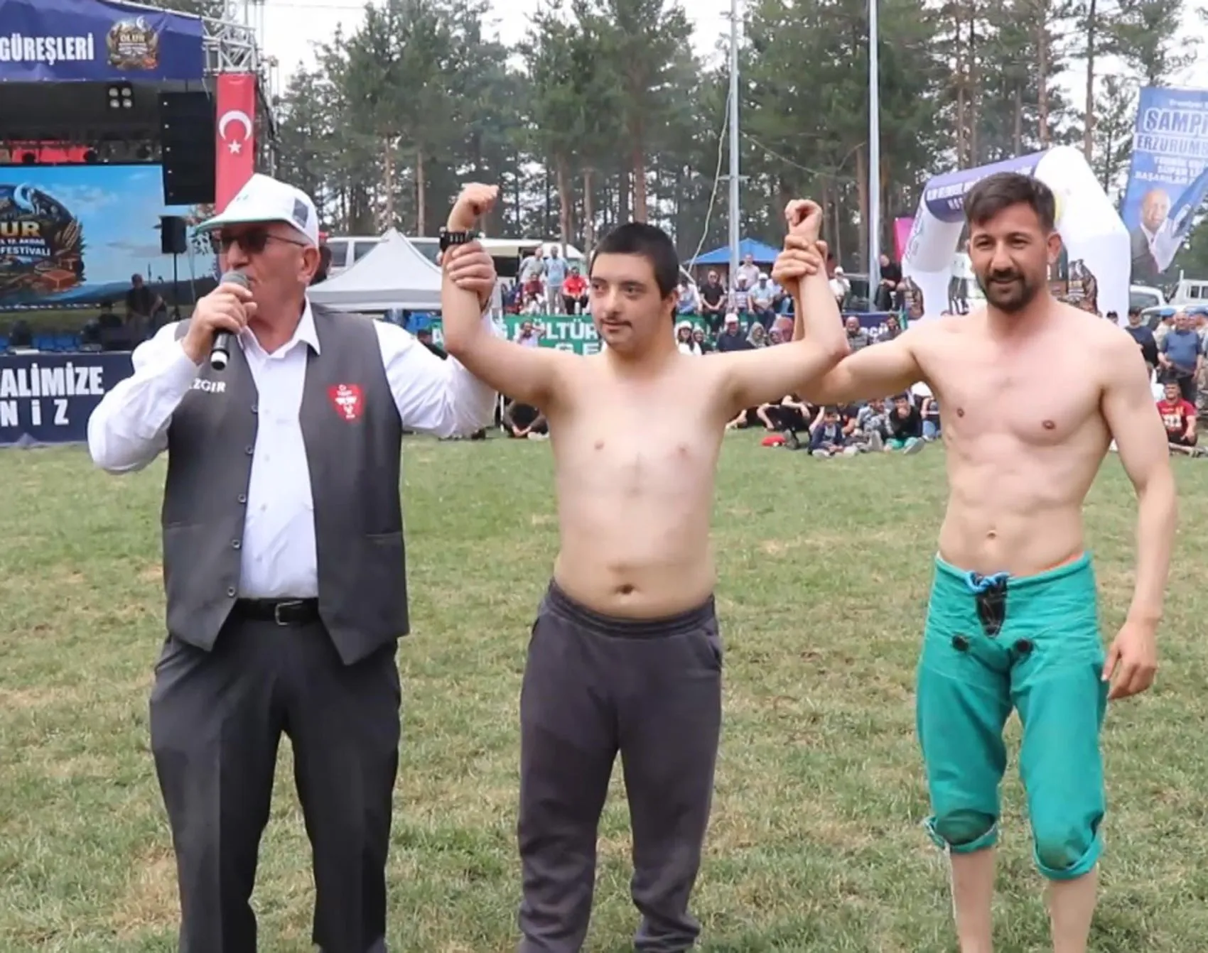 Erzurum'da er meydanının en özel pehlivanı