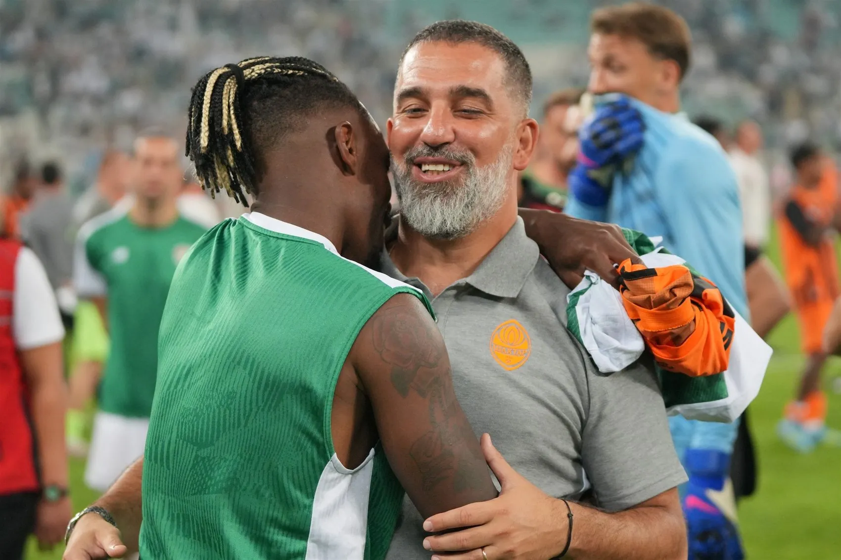 Arda Turan Bursa'da sahaya çıktı