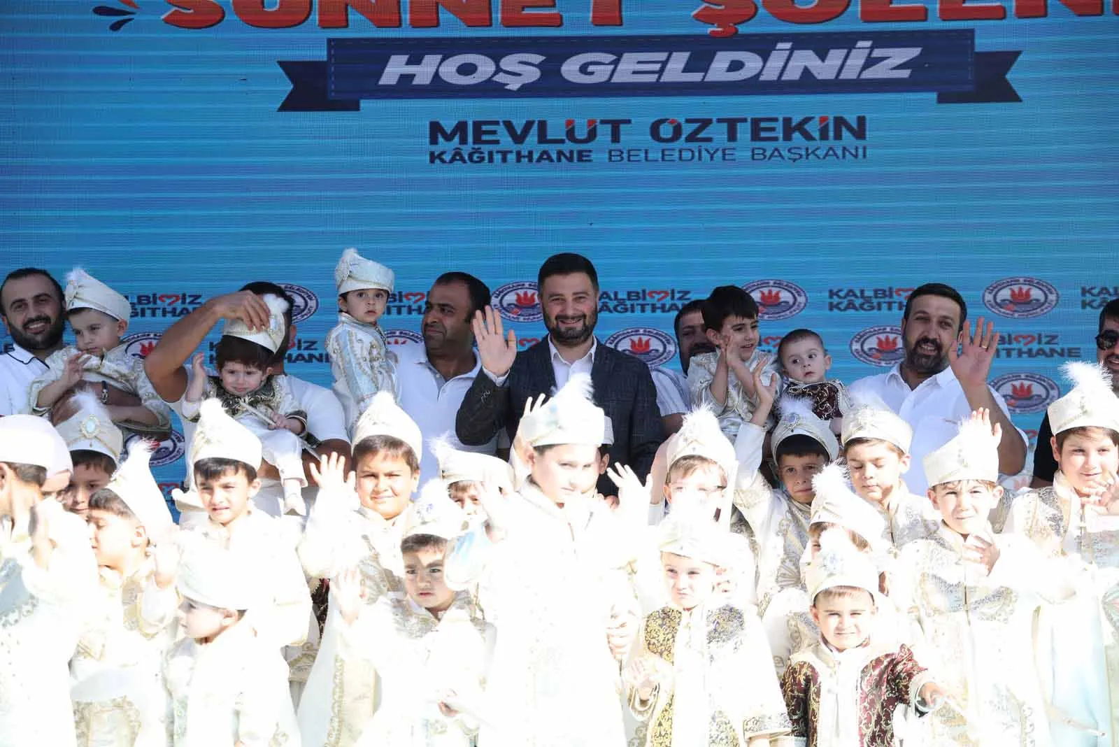 Kağıthane’de binlerce kişilik şölen havası yaşandı