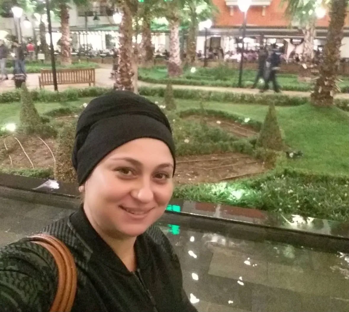 Komşusunu altınları için öldüren kadının sırrı fotoğraflarda ortaya çıktı
