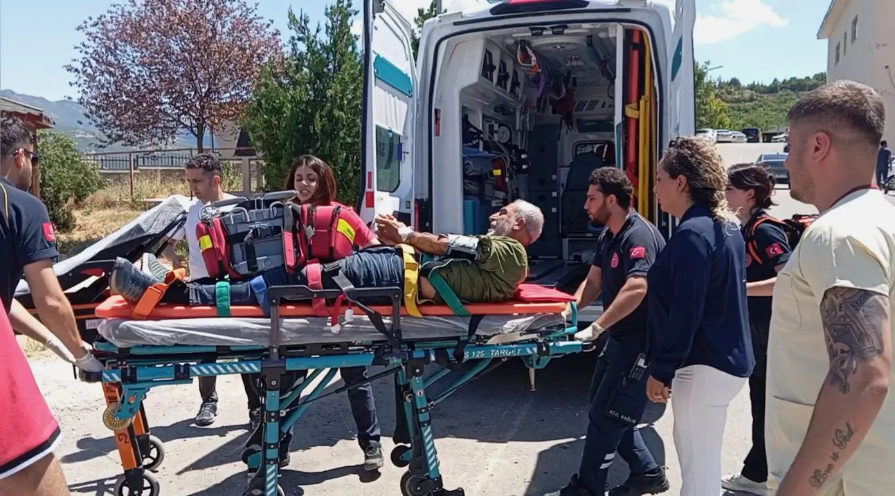 Tunceli'de yılan ısırınca jandarma helikopteri devreye girdi