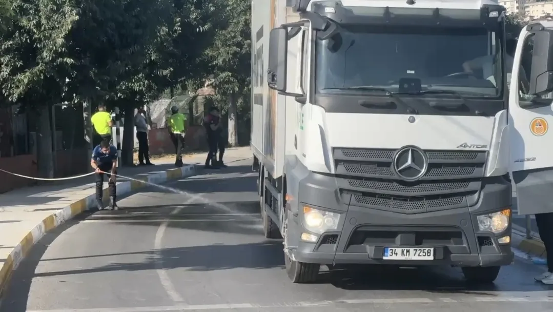 Küçükçekmece'de bir kadın kamyonun altında kalarak can verdi