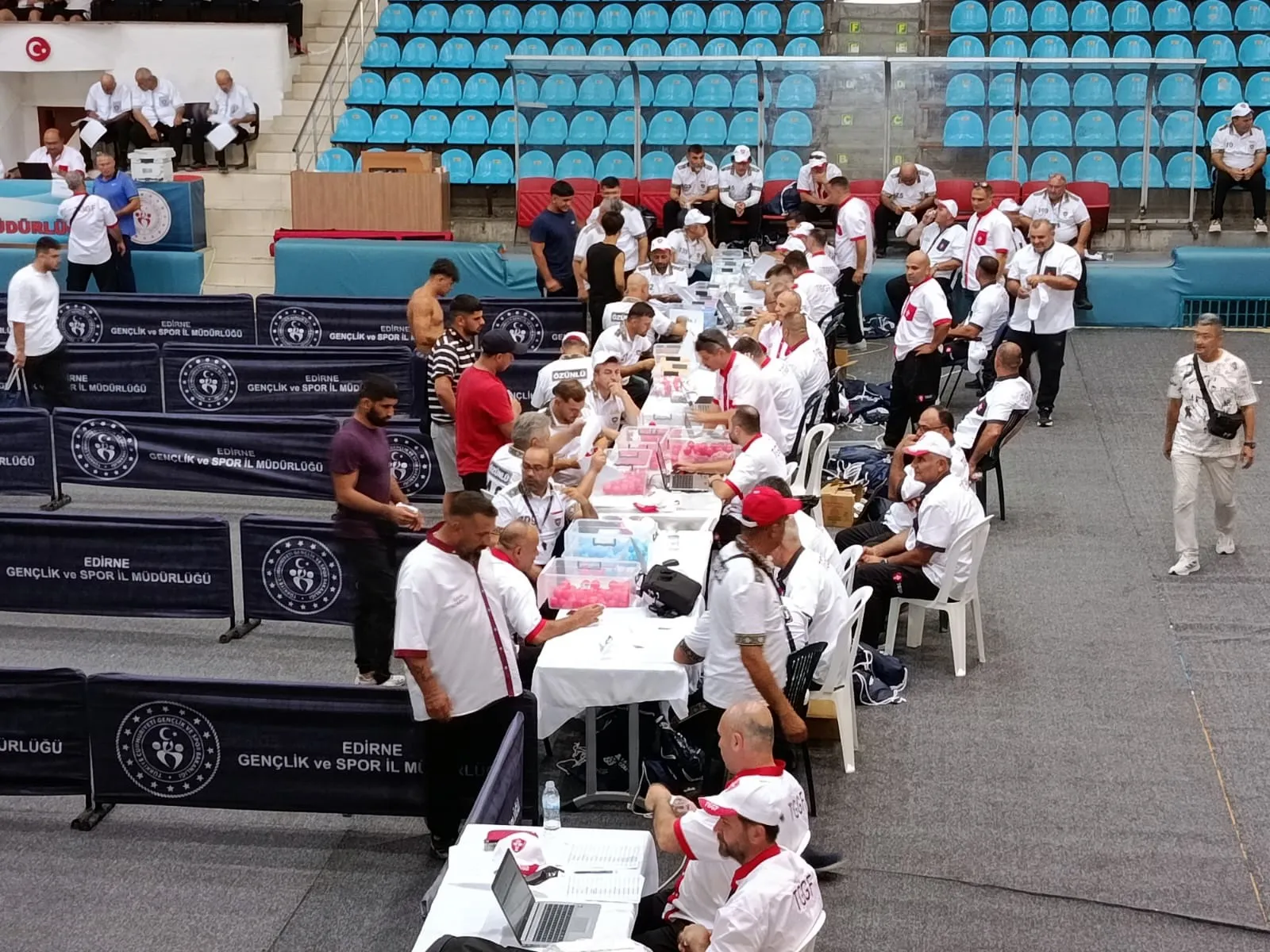 Kırkpınar er meydanına çıkacak pehlivanlar belli oldu