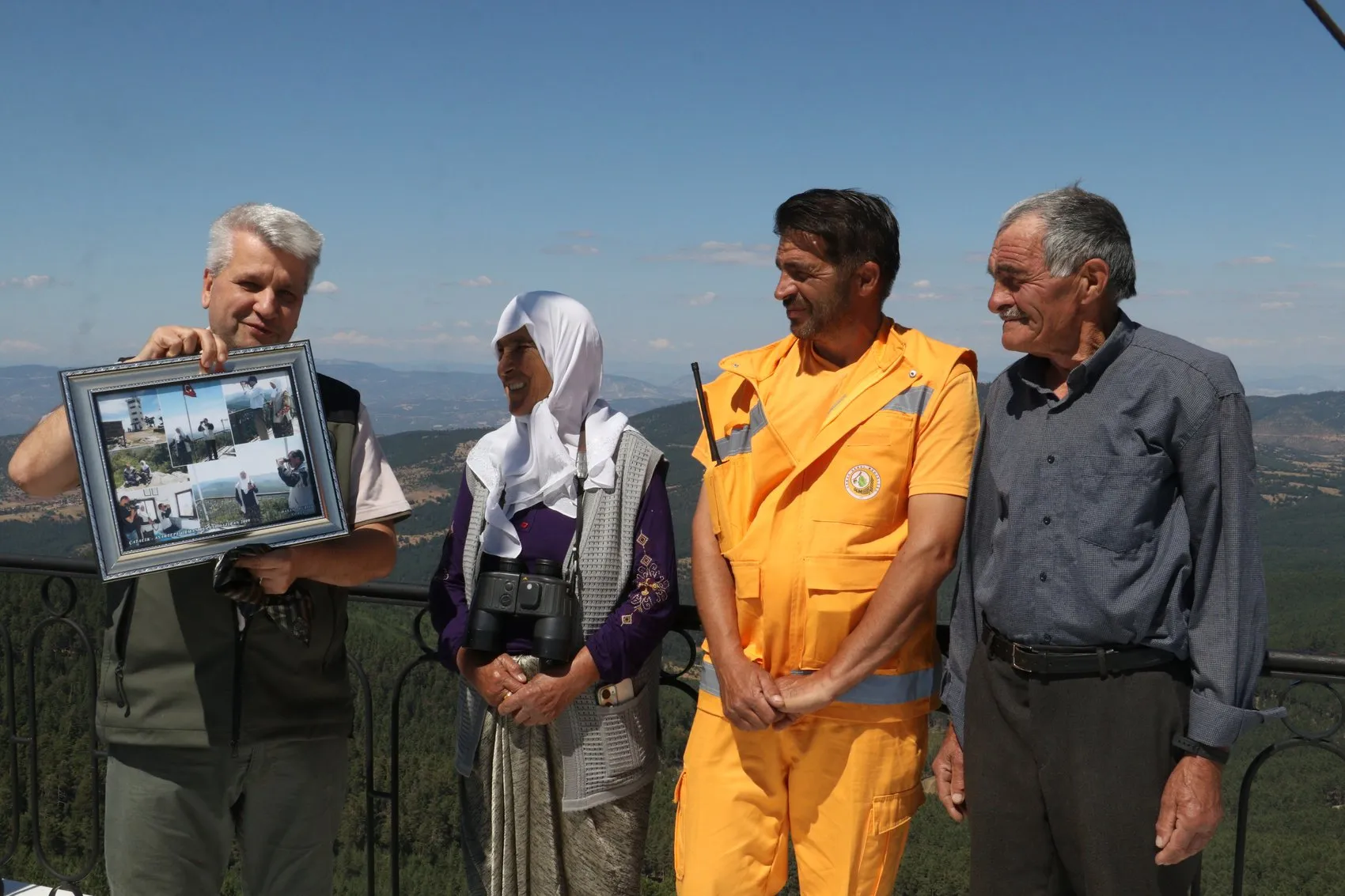 Çocukluğu kulede geçti şimdi ormanları o bekliyor