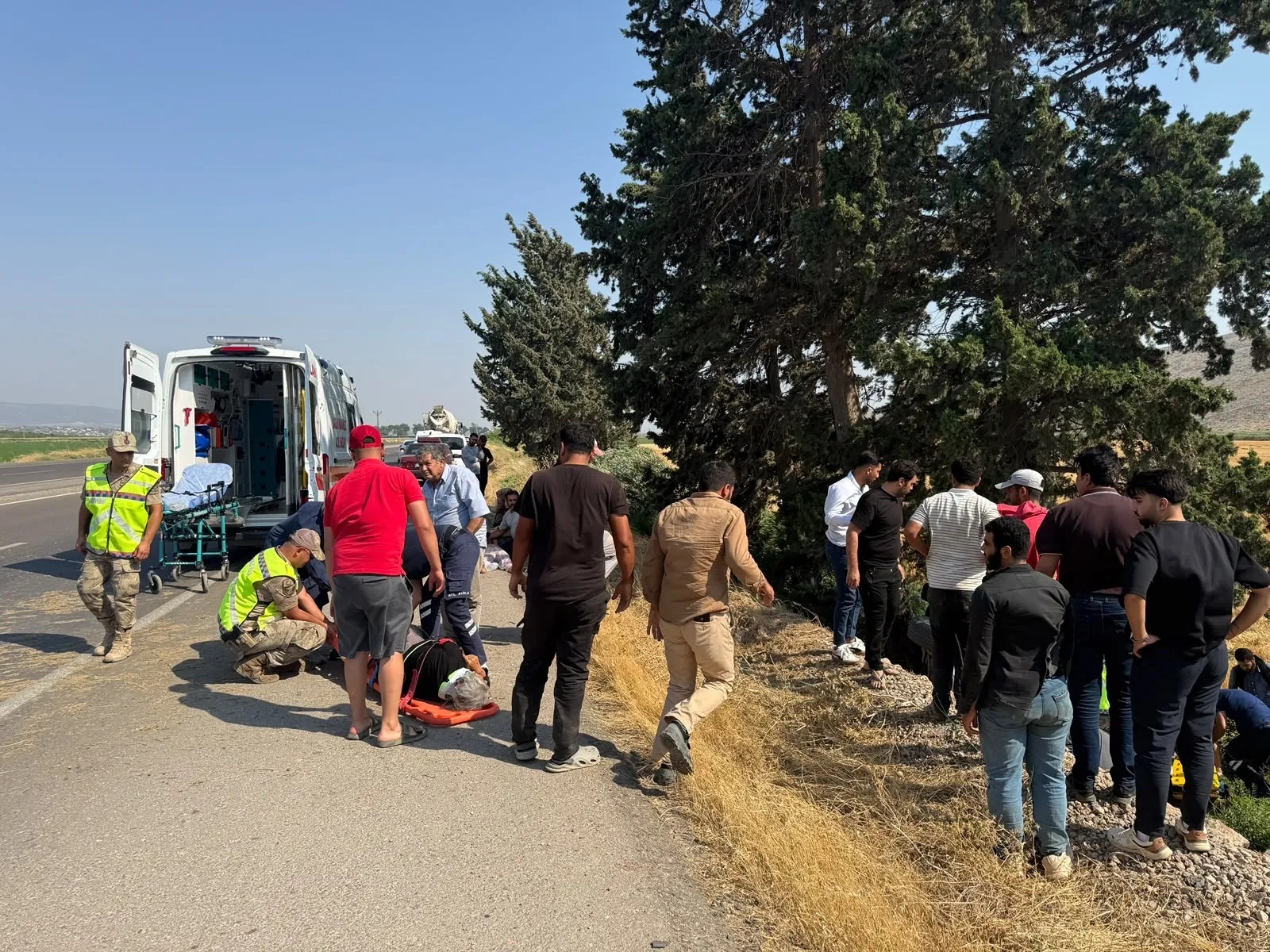 Hatay'da düğün dönüşü acı kaza 7 kişi hastanelik oldu