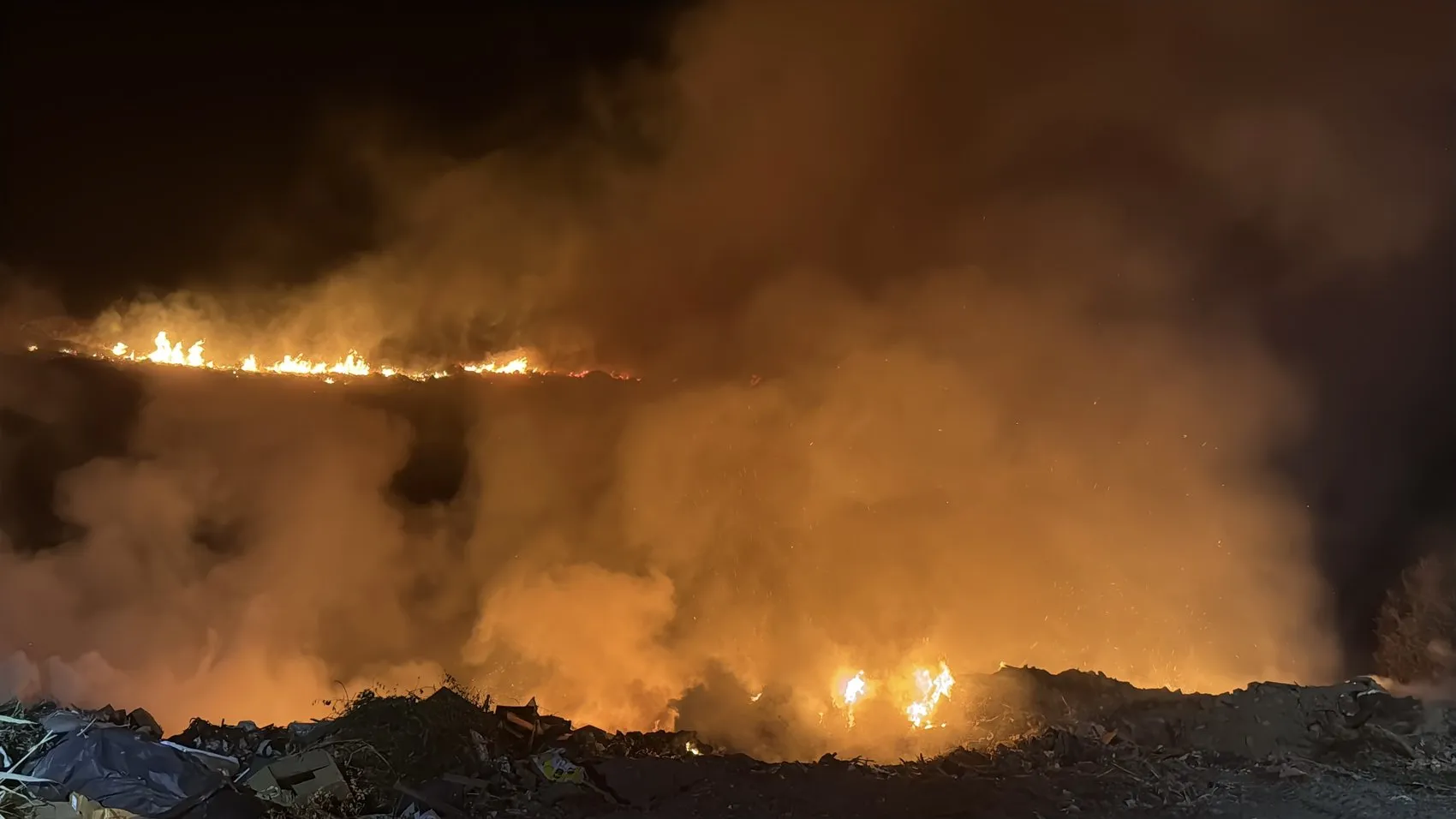 Bodrum’da gece saatlerinde otluk alanda yangın paniği