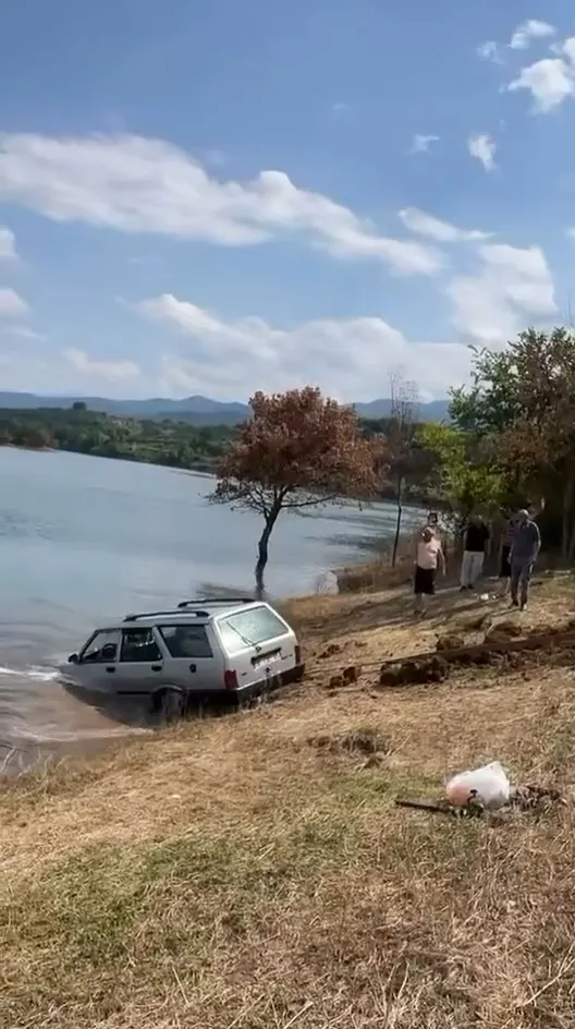 Direksiyon hakimiyetini kaybedince baraja uçtu