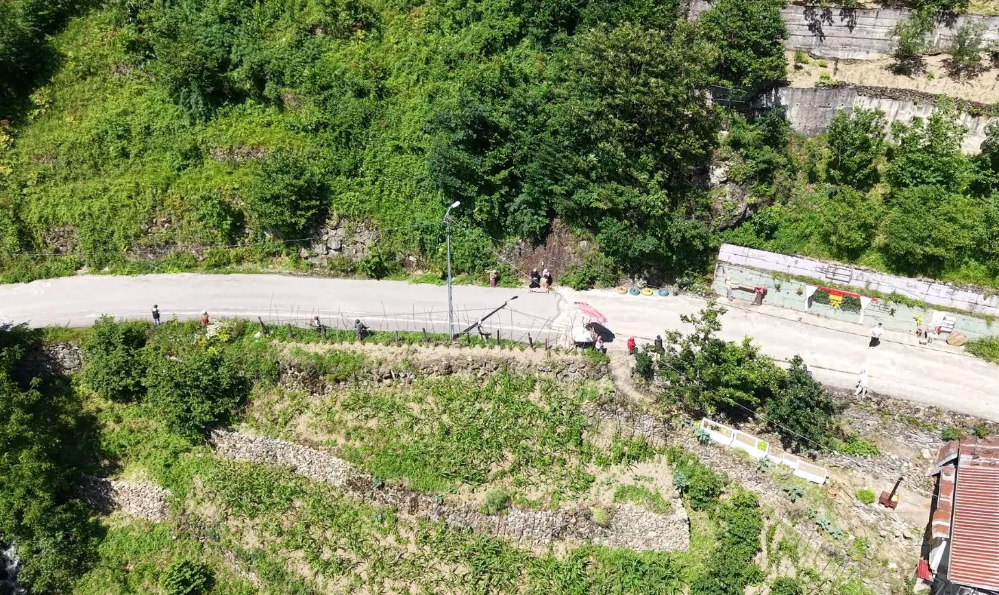 Trabzon Çaykara tarlaların eski bekçilerini turizme kazandırdı