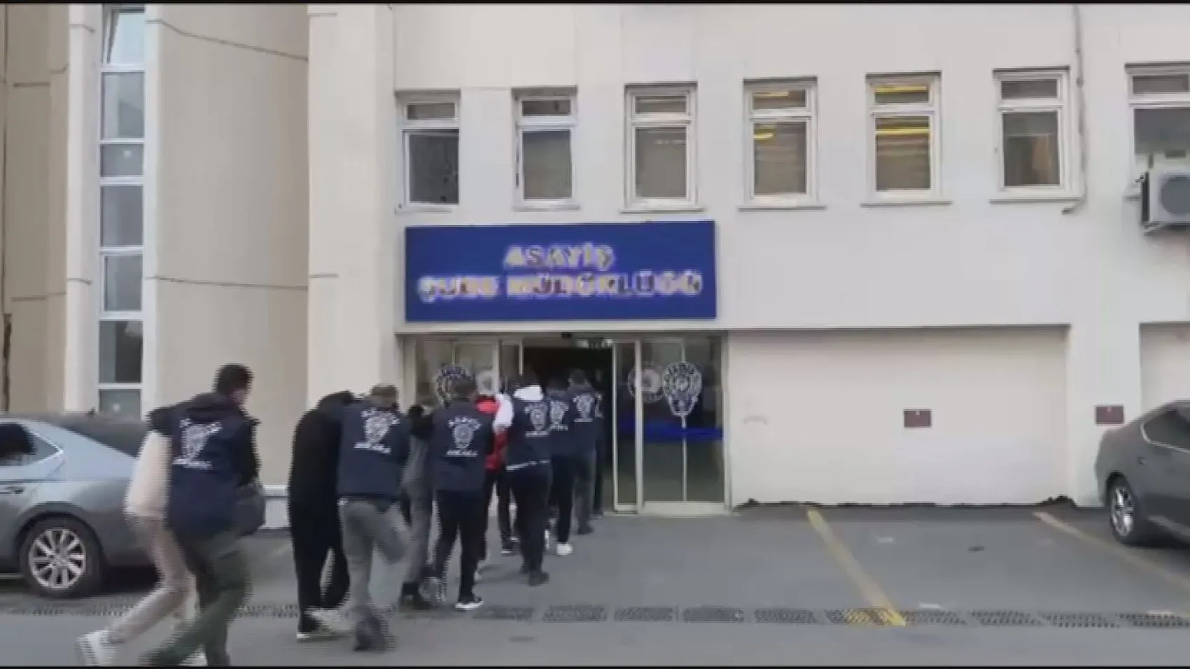 Ankara'da ev satışından gelen parayı gasp eden 7 kişi yakalandı
