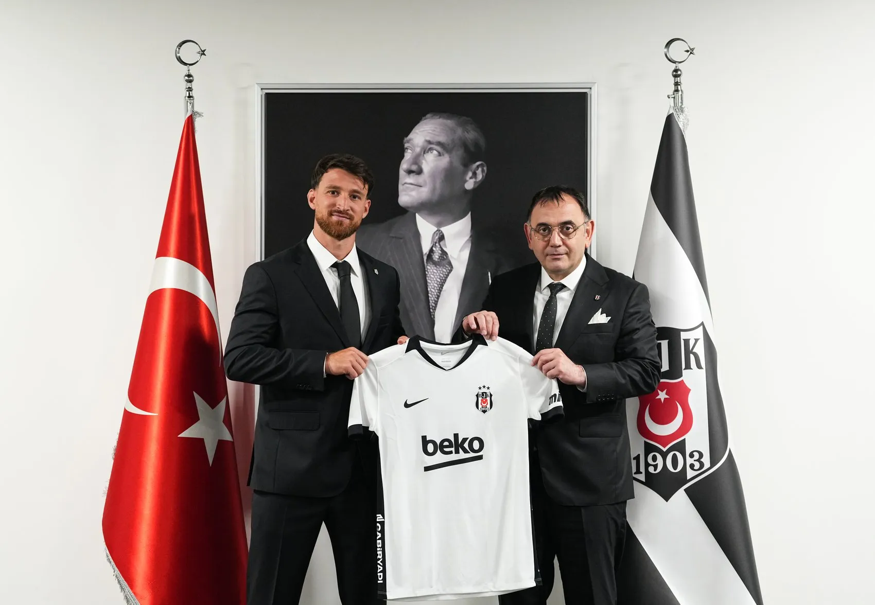 Beşiktaş orta sahaya Salih Özcan takviyesi yaptı