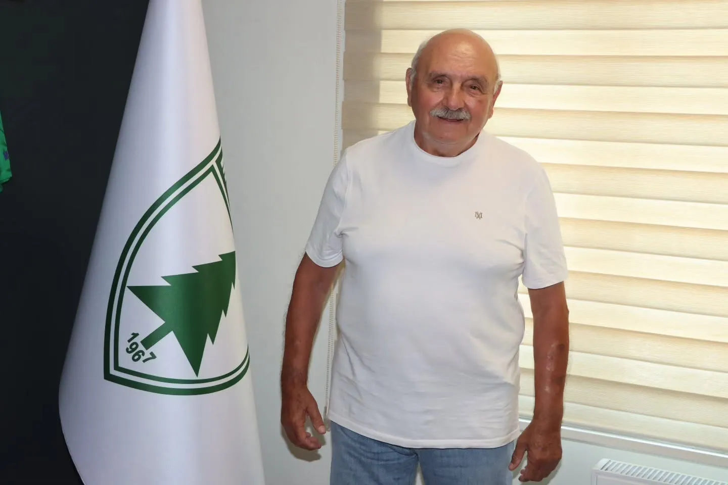 Muğlaspor tarihinin ilk golcüsü kulübe nostaljik bir ziyaret gerçekleştirdi