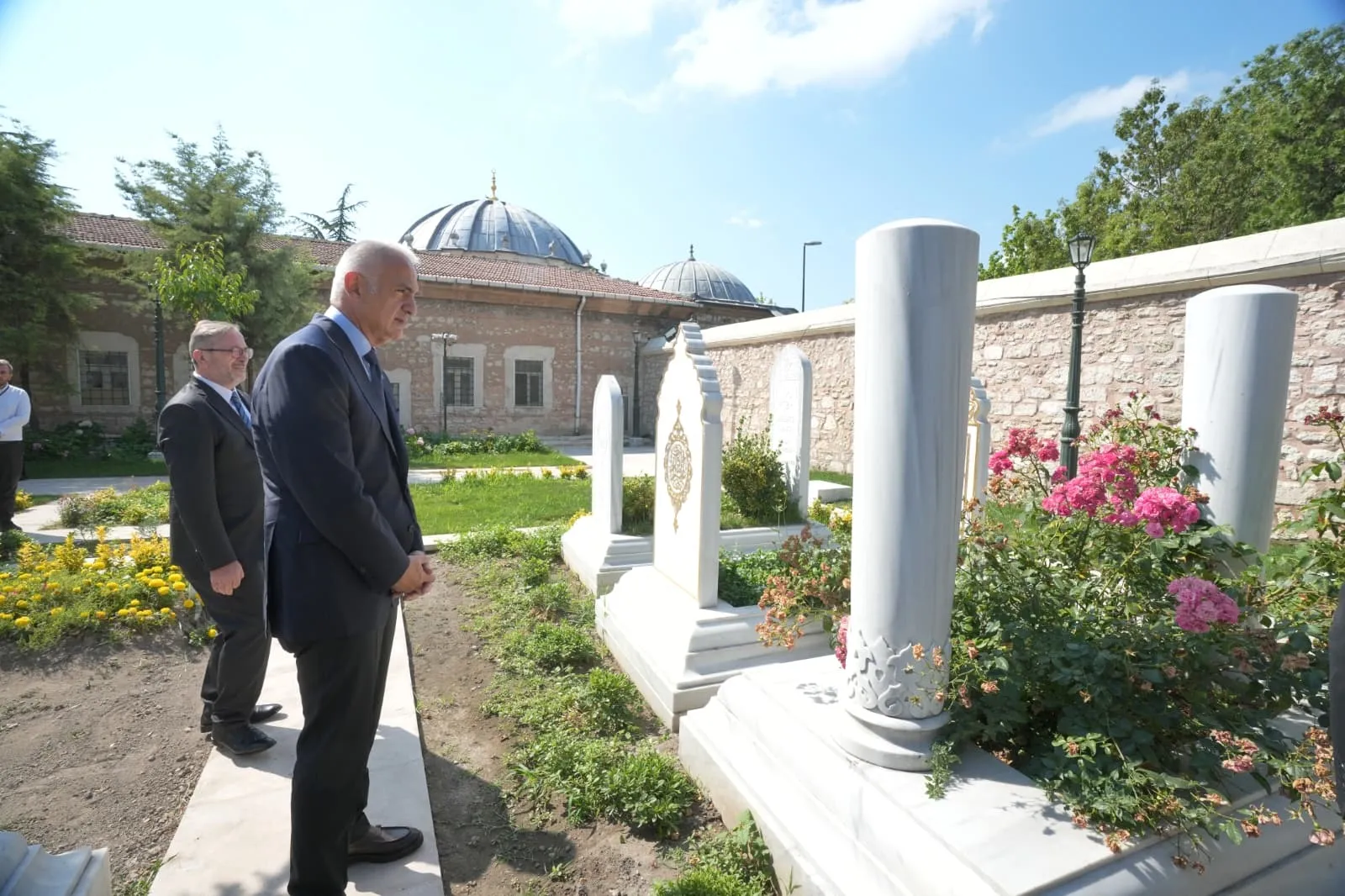 Bakan Ersoy Fatih Sultan Mehmet ve tarihe yön veren isimleri andı