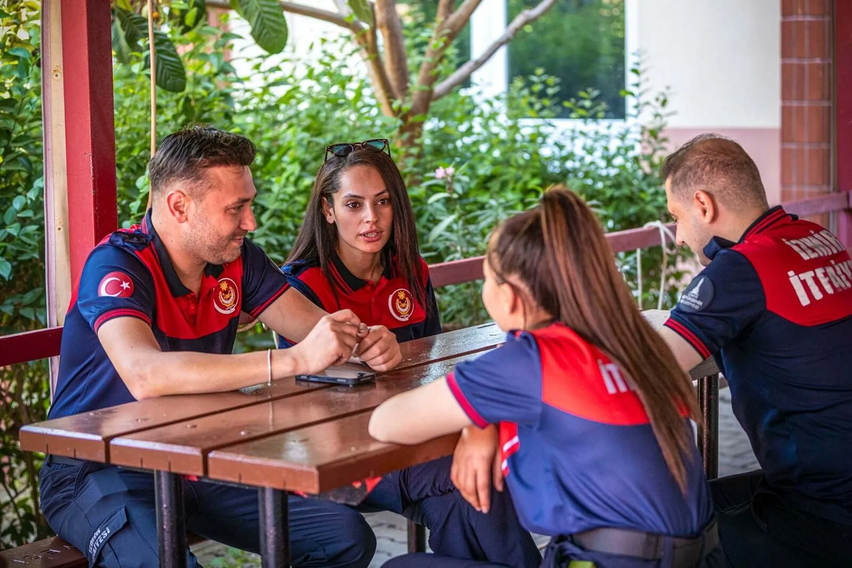 İzmir itfaiyesinin direksiyonunda o artık tek başına değil