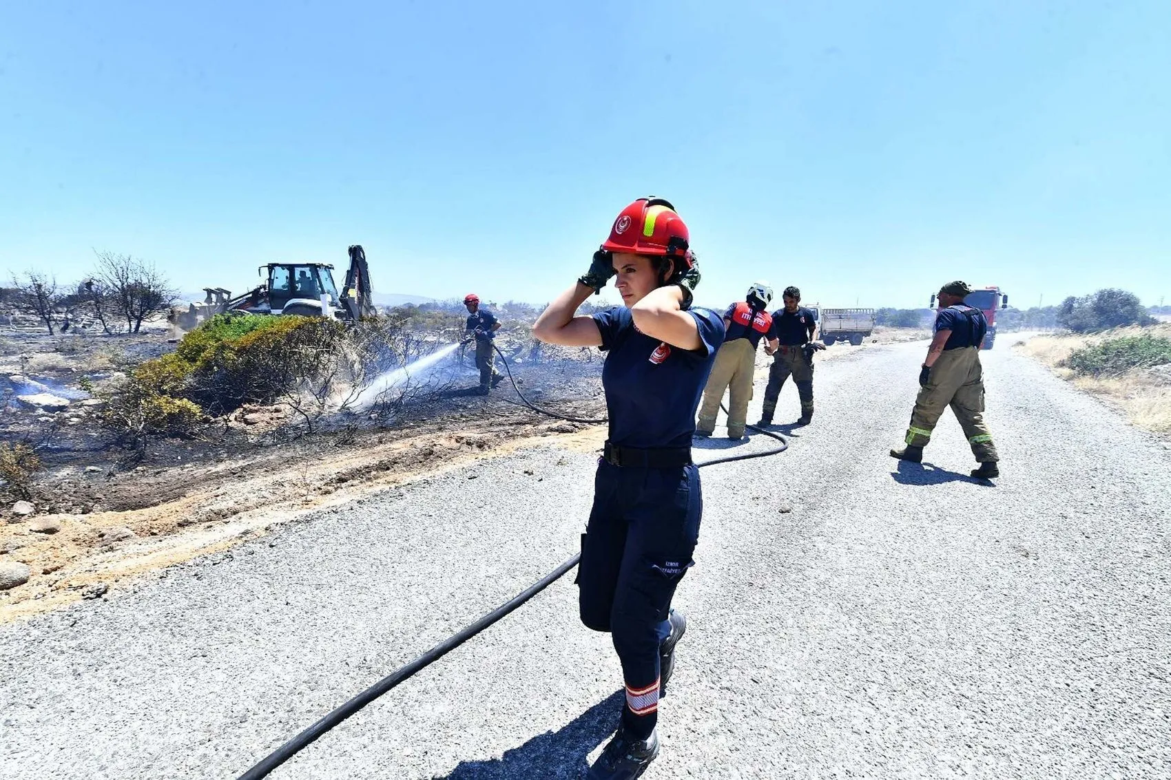 İzmir itfaiyesinin direksiyonunda o artık tek başına değil