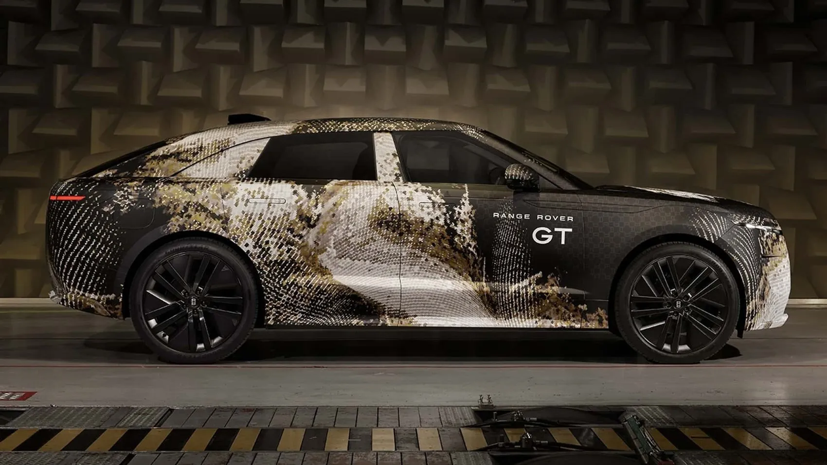 Elektrikli Range Rover GT tanıtıldı: İşte tüm detayları!