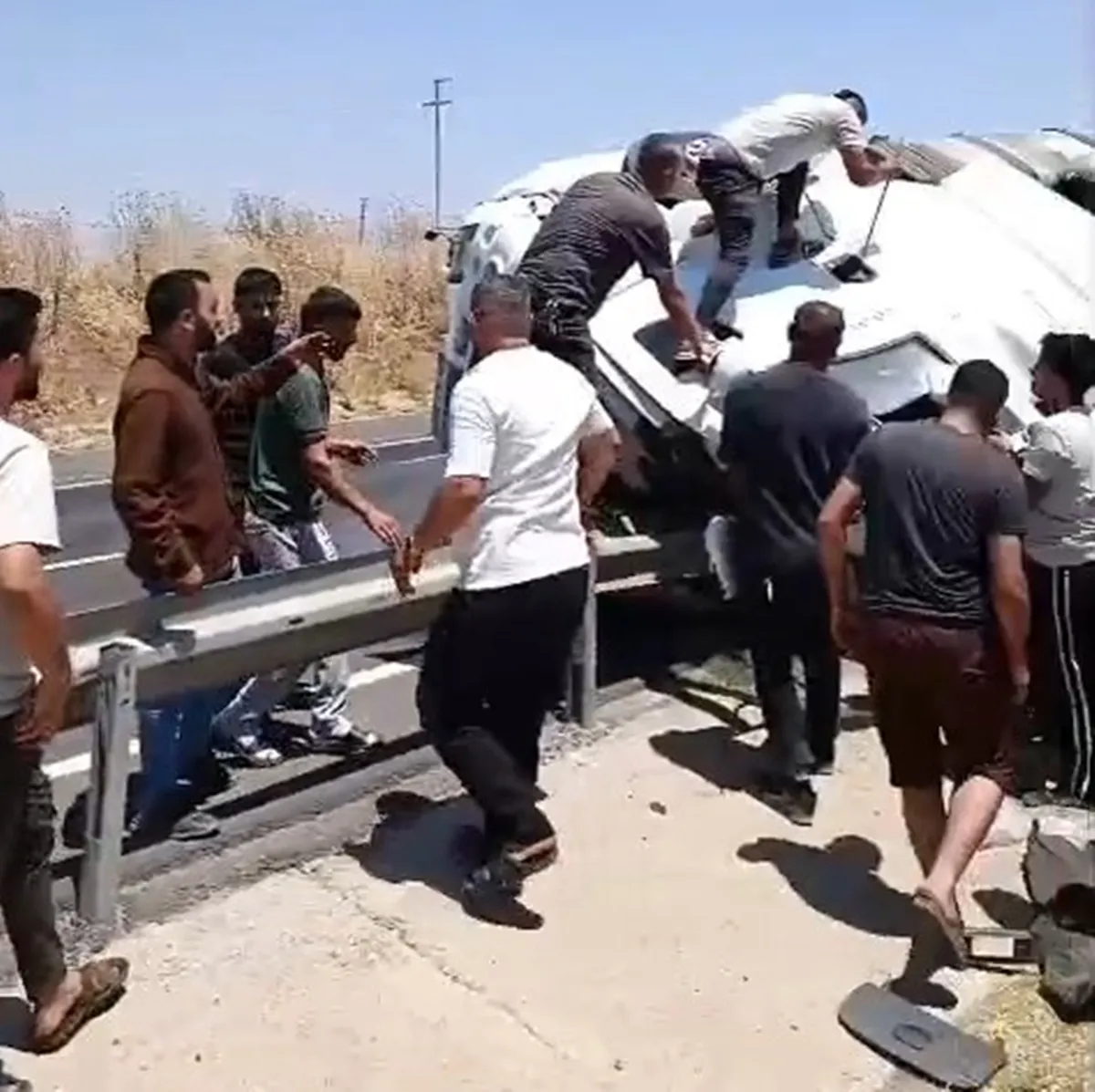 Silopi’de tanker kazası 25 yaşındaki sürücü hayatını kaybetti