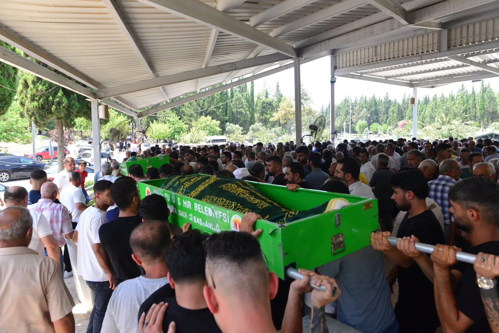 Tayin yolculuğu faciayla bitti anne ve oğlu toprağa verildi