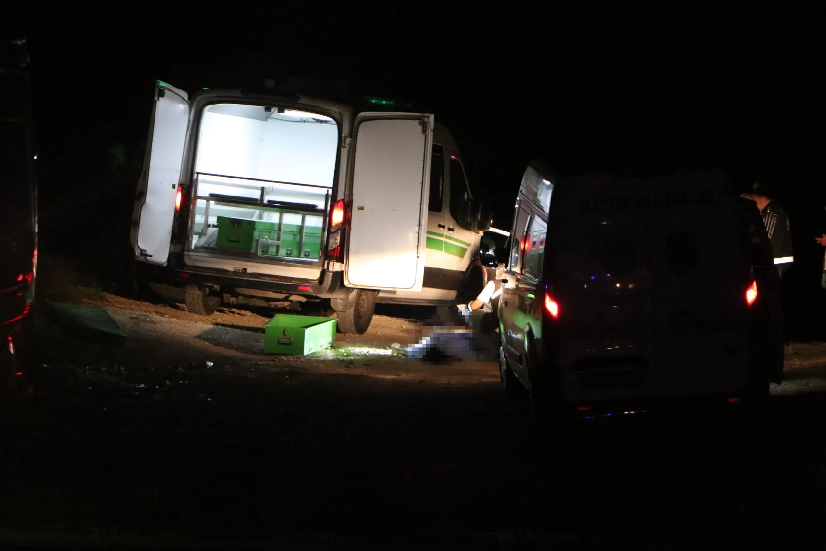 Adana'da seyir tepesinde kanlı gece 3 kişi hayatını kaybetti
