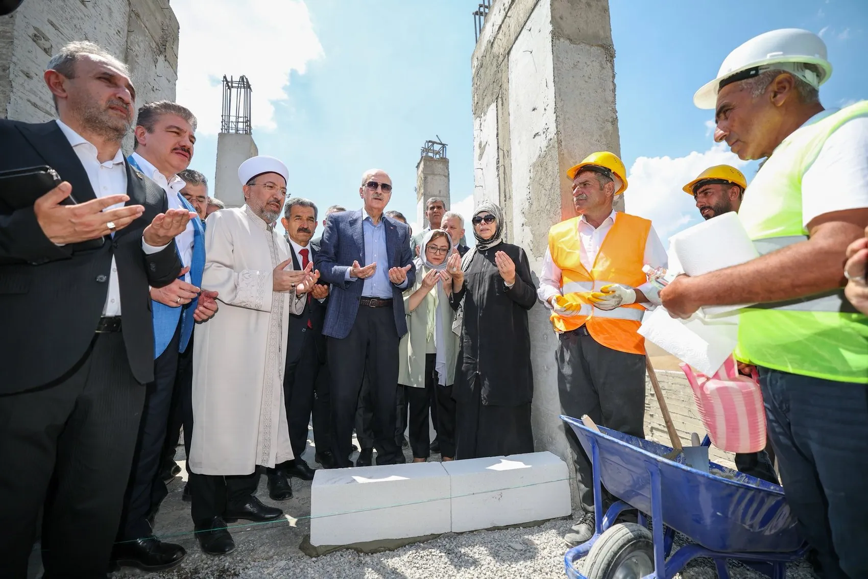 Şırnak'ta terörün yerini kardeşlik türküleri alıyor