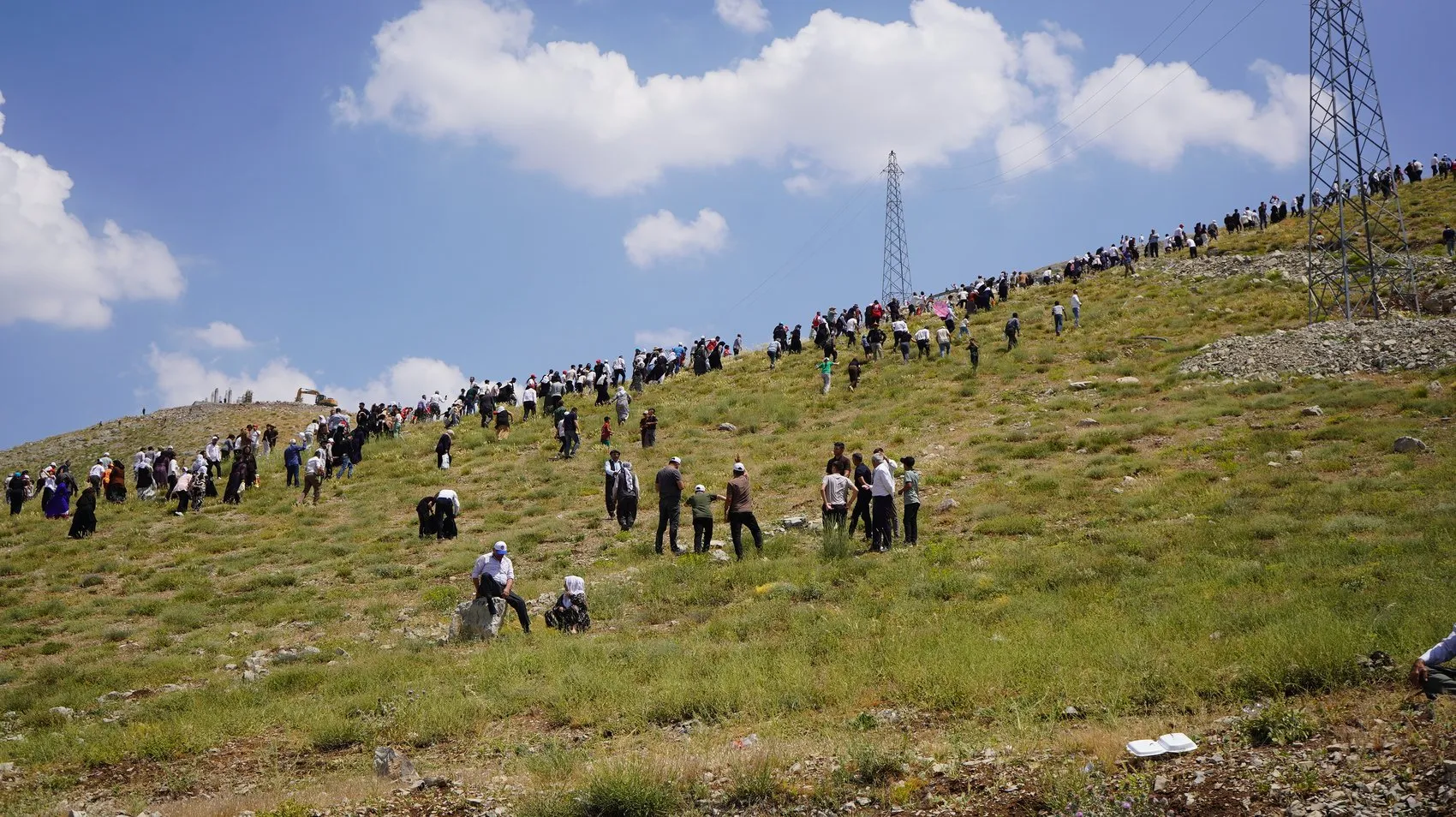 Şırnak'ta terörün yerini kardeşlik türküleri alıyor