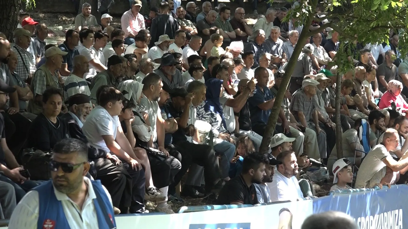 Bursa Kozluören köyünde yönetim bir günlüğüne kadınlara geçti