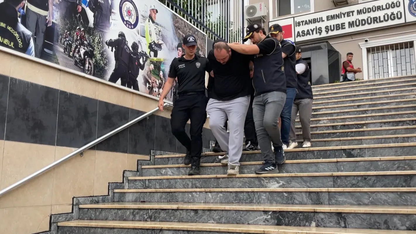 Esenyurt’ta 16'ncı kattan düşen Emirhan’ın ölümünde 5 şüpheli adliyede