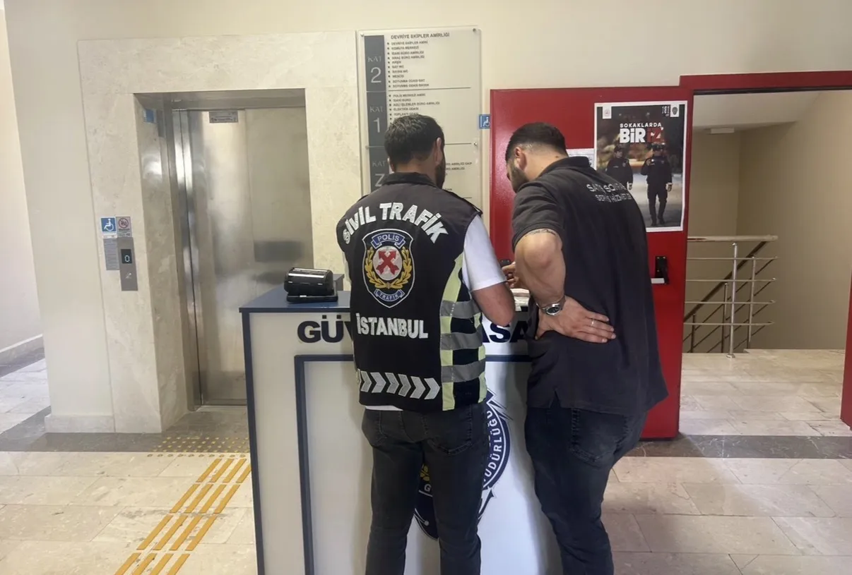 Ataşehir trafiğinde makas atan sürücüye ağır fatura