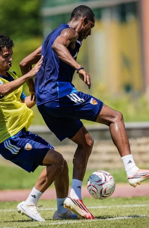 Kayserispor yeni sezon hazırlıklarına tesislerinde hız kesmeden devam ediyor