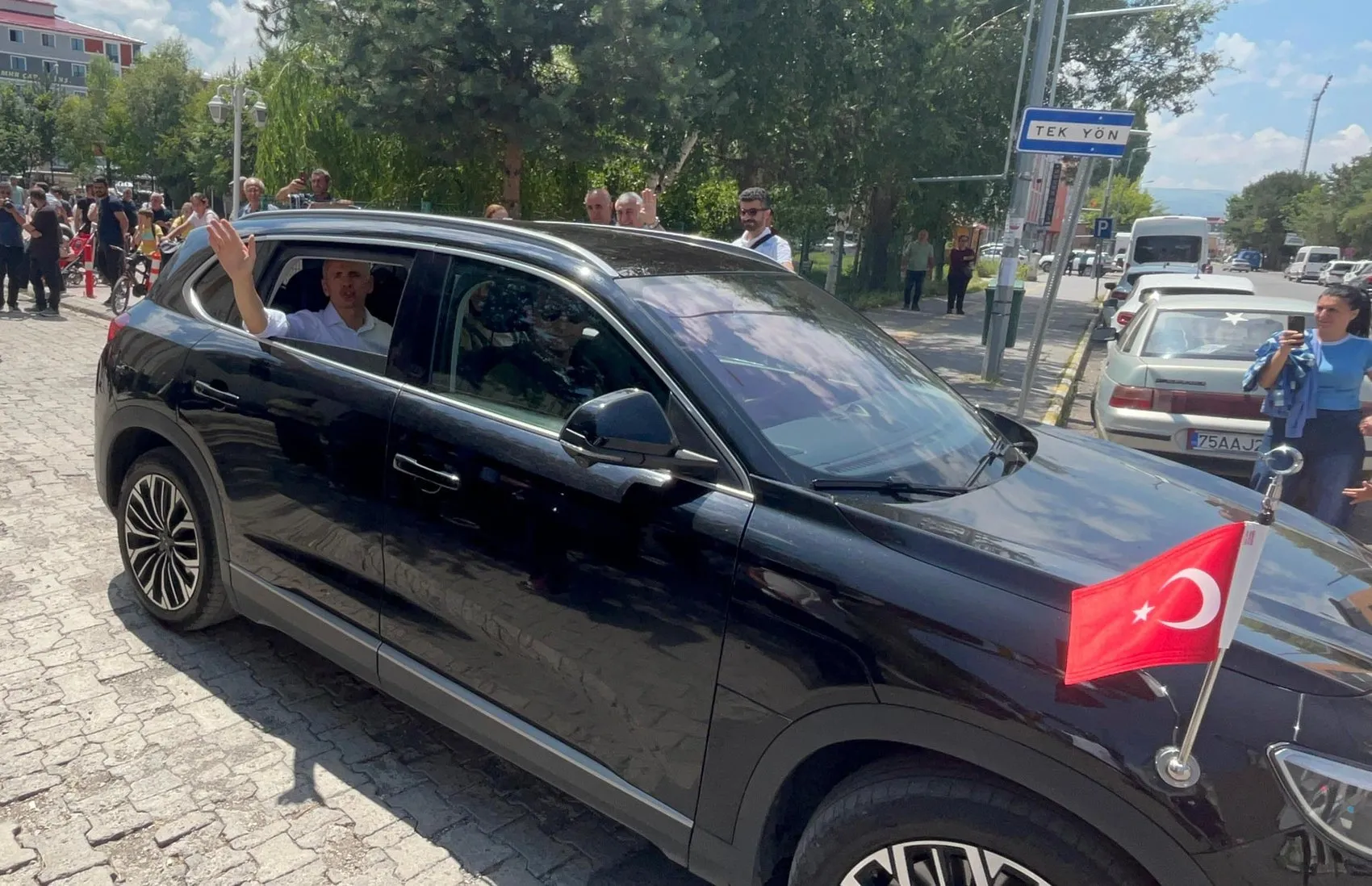 Ardahan Valisi Mehmet Fatih Çiçekli şehre veda etti
