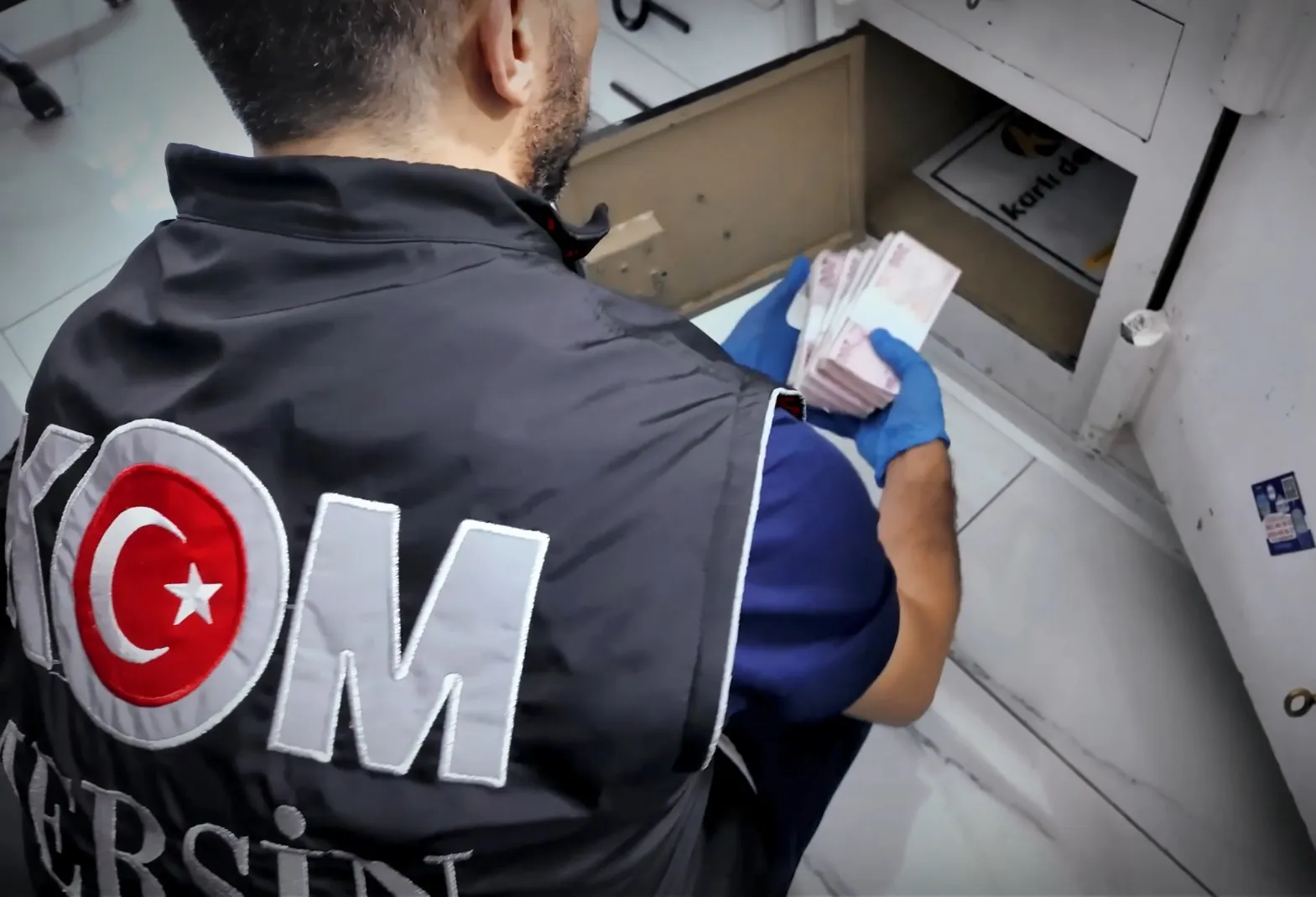 Mersin merkezli geniş çaplı FETÖ operasyonu başladı