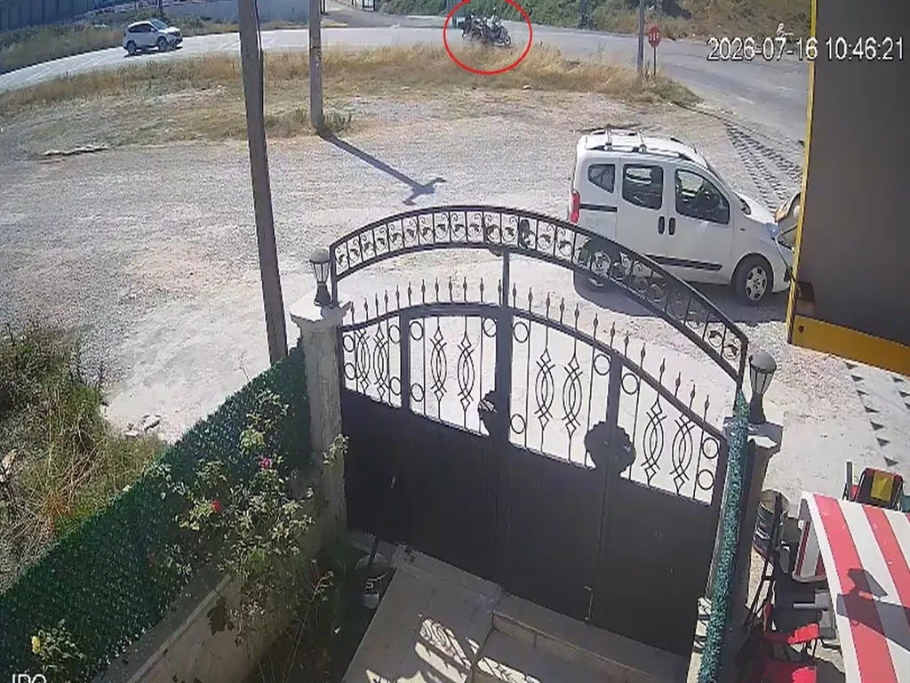 Yalova'daki motosiklet kazasında genç çift hayatını kaybetti