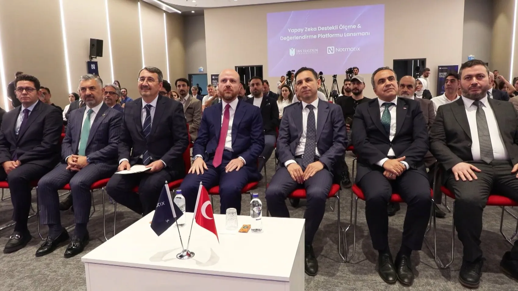 İbn Haldun Üniversitesi'nden yapay zeka destekli eğitim hamlesi