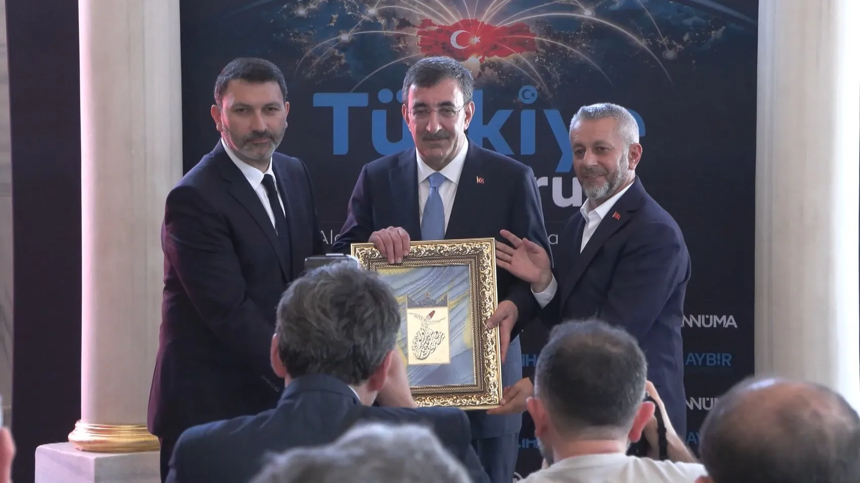 Cevdet Yılmaz Türkiye’nin 23 yıllık büyüme karnesini paylaştı