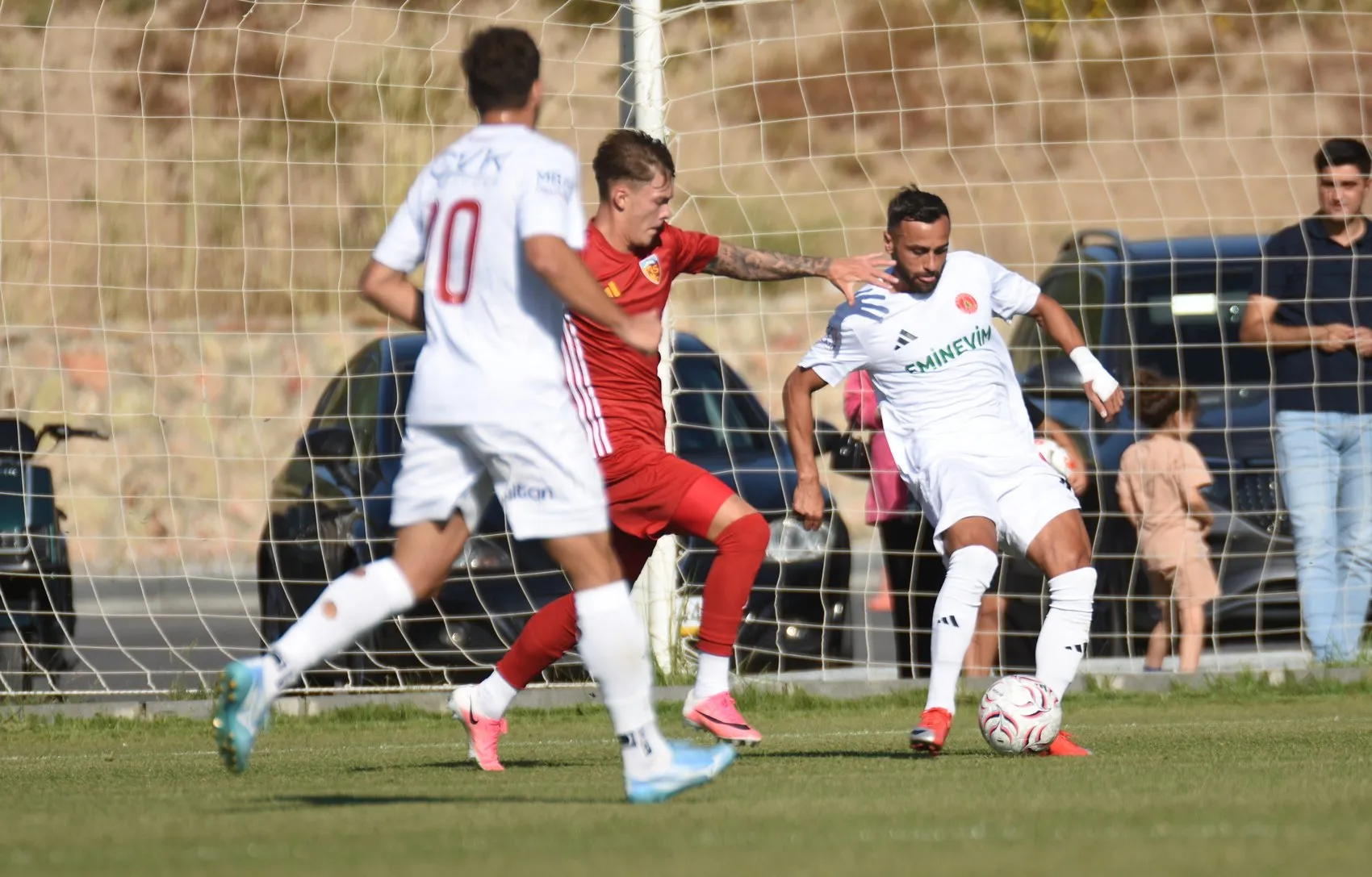 Kayserispor hazırlık maçında Ümraniyespor karşısında geri döndü