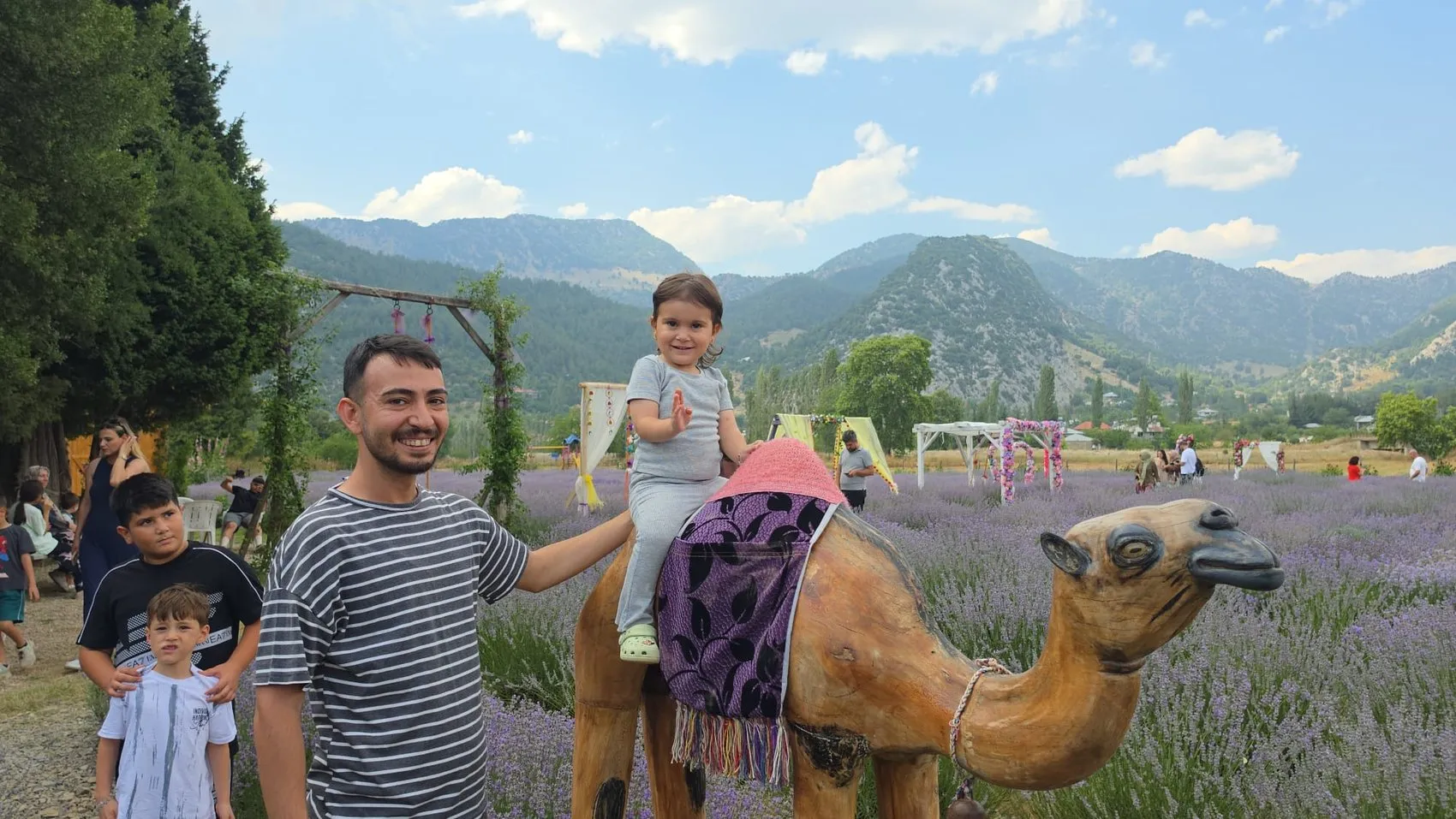 Adana'nın dağ köyleri mor renge boyandı